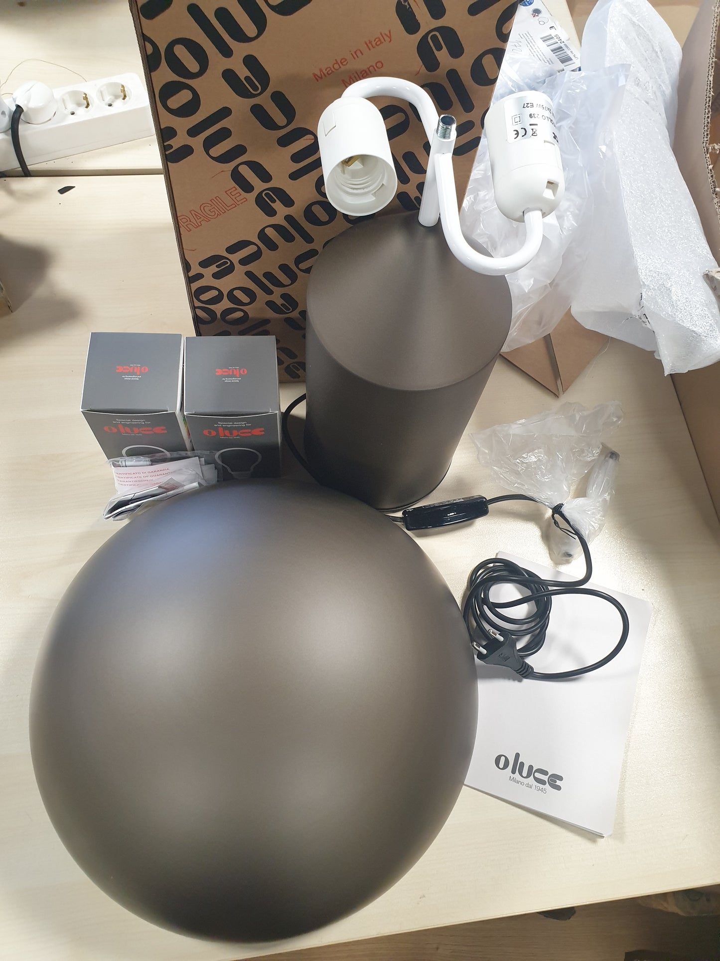 160500 - OLUCE - Llambë Tavoline Atollo 239, Fuqi 2x75W, Soketi E27, Ndriçues, Ngjyra nikeli i zi