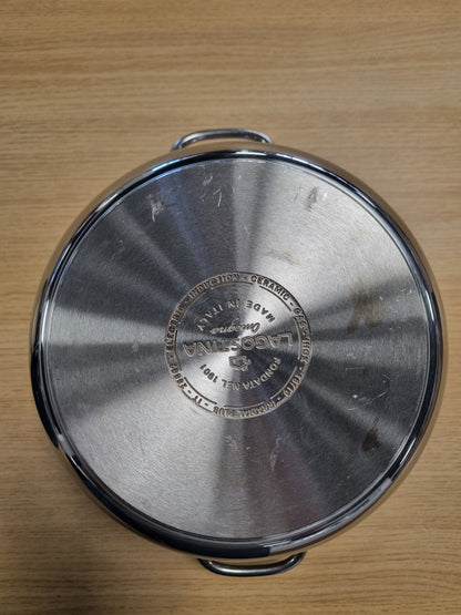 187084 - LAGOSTINA Tenxhere me Presion me Kontroll Rrezor, Kapacitet 5 L, Çelik Inox 18/10, Ø 22 cm, Përshtatëshme për Induksion dhe Gaz, Kapaku që Hapet Lehtë, Fund me Tre Shtresa Irradial Plus