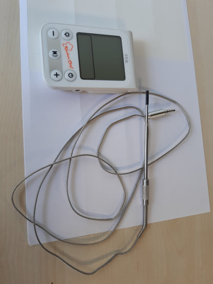 214119 - TFA DOSTMANN Termometër dixhital për skarë dhe pjekje me ndriçim prapa, plastik, i bardhë, gjatësi 85 x gjerësi 30 x lartësi 225 mm