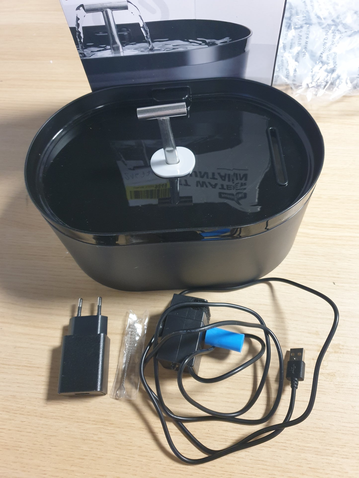 216774 - Shatërvan Automatik për Mace, 2.2L, me Pompë Ultra të Qetë, Filtër me Karbon të Aktivizuar, për Përdorim të Brendshëm, për Mace, Qen dhe Kafshë të Tjera