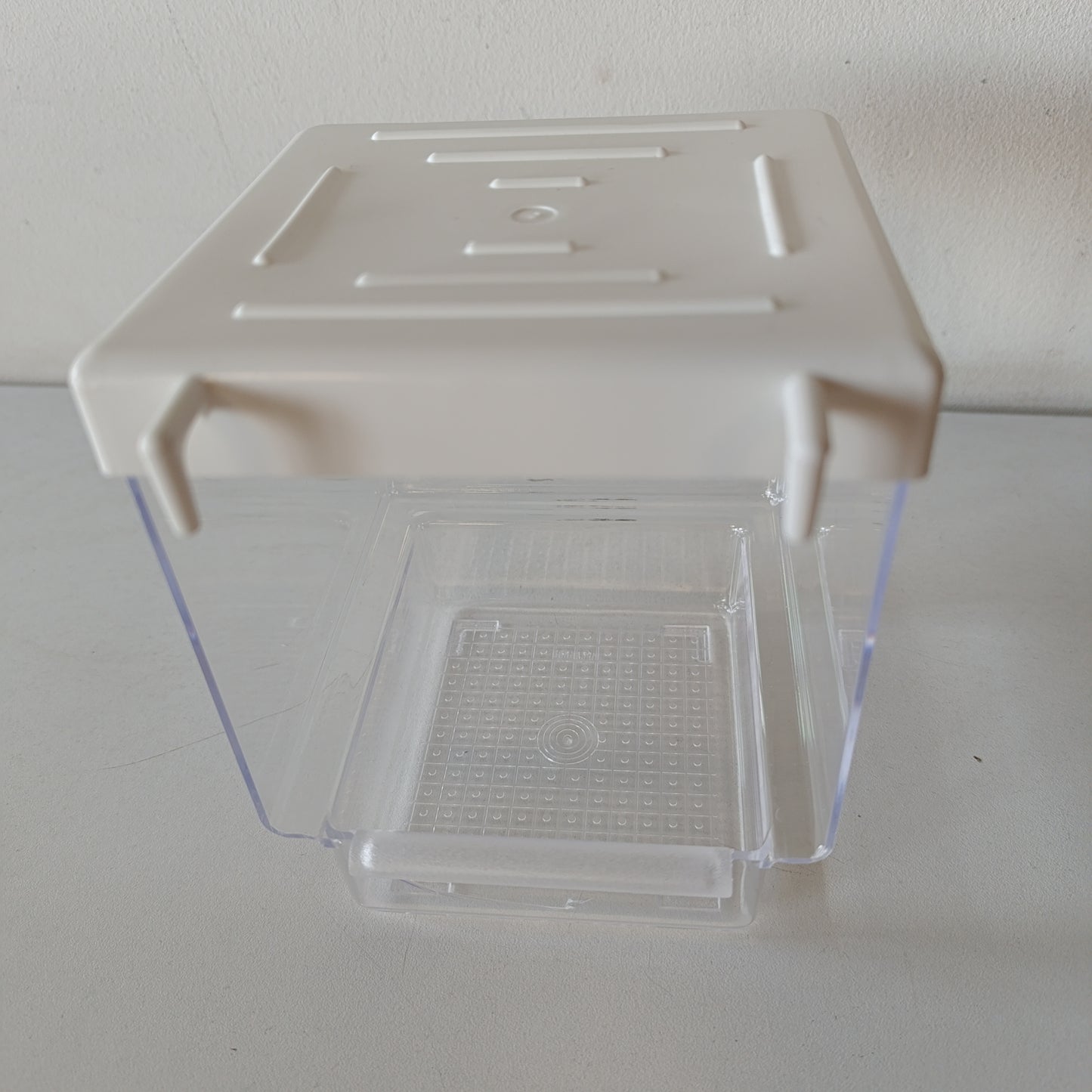 186770 - MECANHOR Vaskë për Zogj të Bardhë Ekuator, Material Plastik