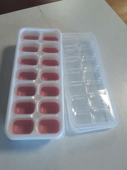225375 - Tabaka silikoni për kube akulli me kapak, pa BPA, 4 enë akulli, formë akulli e sigurt për ushqim