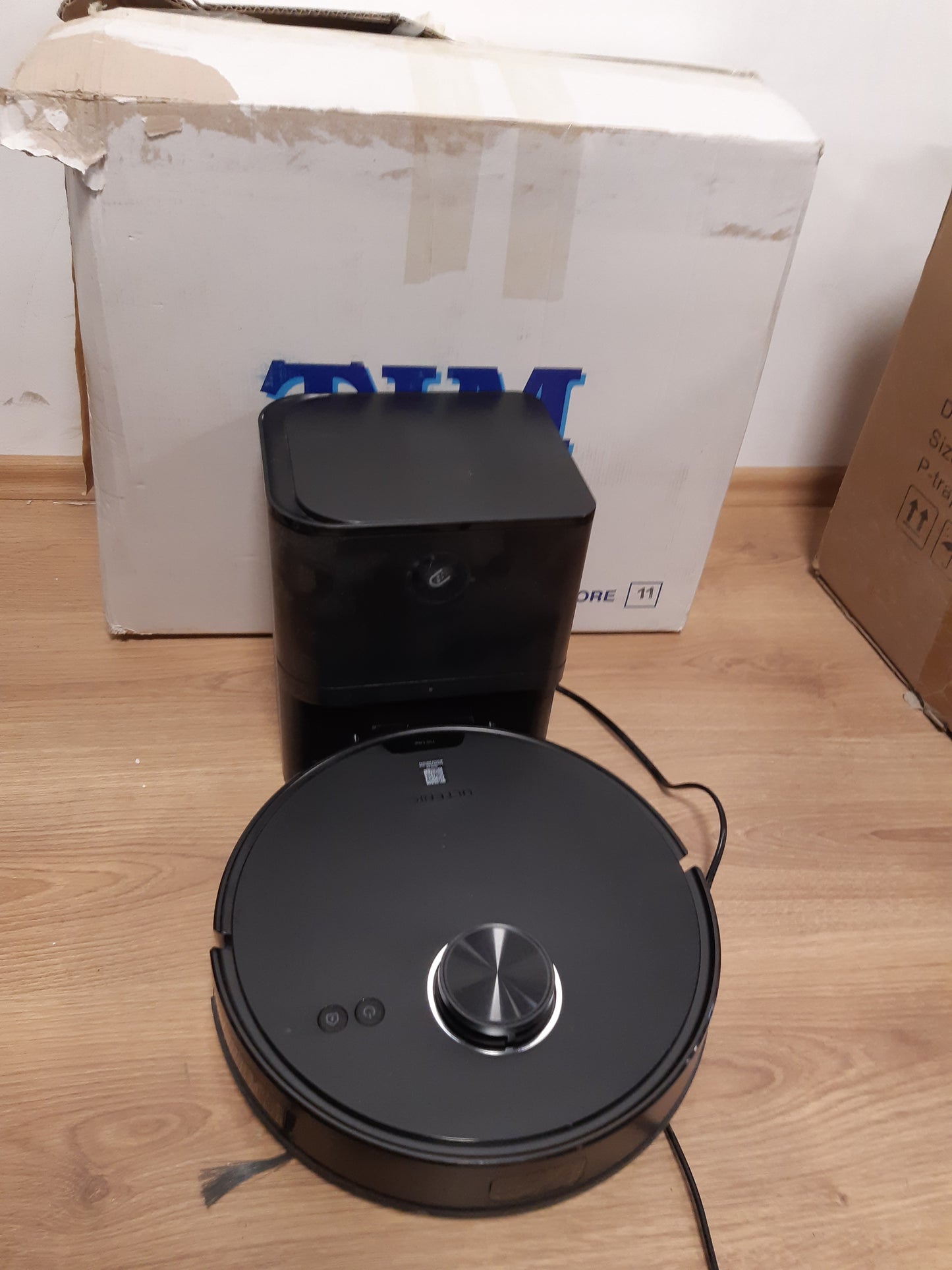 118038 - ULTENIC Fshesë Robot T10 Lite për Dysheme me Hartëzim dhe Autonomi 180 Minuta, Fuqia e Thithjes 5000 Pa, me Stacion, Navigim Lidar, Kontroll nga APP/Siri/Alexa/Google/IFTT