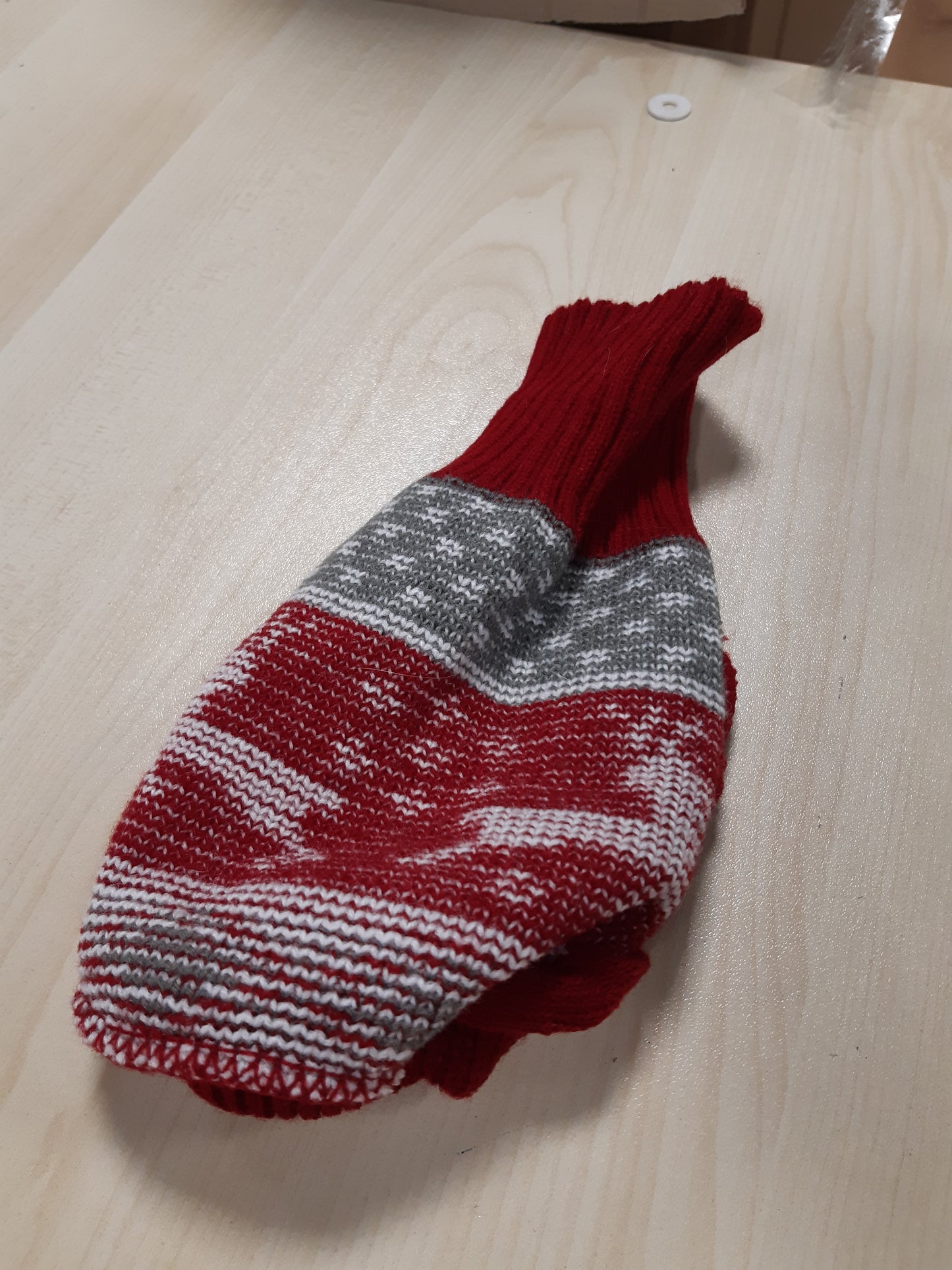 202654 - BLUZË KRISHTLINDJEJE për Këlyshë Qenushësh dhe Kotelesh XXS, Material Trikoje me Dre dhe Fjollë Dëbore, E Përshtatur për Racat e Vogla të Qenve Chihuahua, për Stinën e Vjeshtës dhe Dimrit