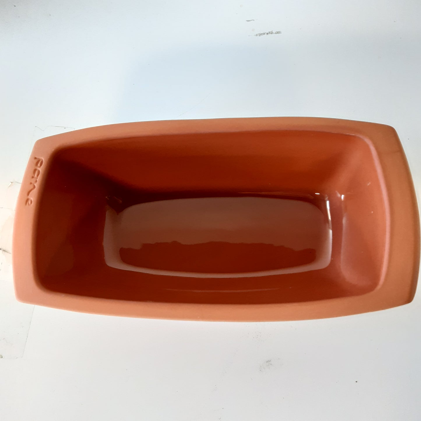 213532 - RÖMERTOPF Tavë buke e bërë nga argjilë natyrale, terrakota, 31.5 x 16 x 9.5 cm, 2 L, e përshtatshme për furrë dhe mikrovalë