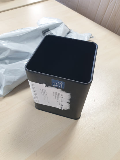 197877 - RESH Kutia e Zezë e Vogël, Dimensionet 11cm x 11cm x 14cm, Kode Produkti 8608926060