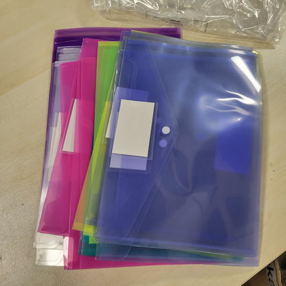 262644 - Dosje Dokumentesh A4, Dosje me Dosje PVC Transparente me 6 Ngjyra, Mbyllje me Këmbë dhe Etiketë, për Zyrë, Udhëtim, Furnizime (24 copë)