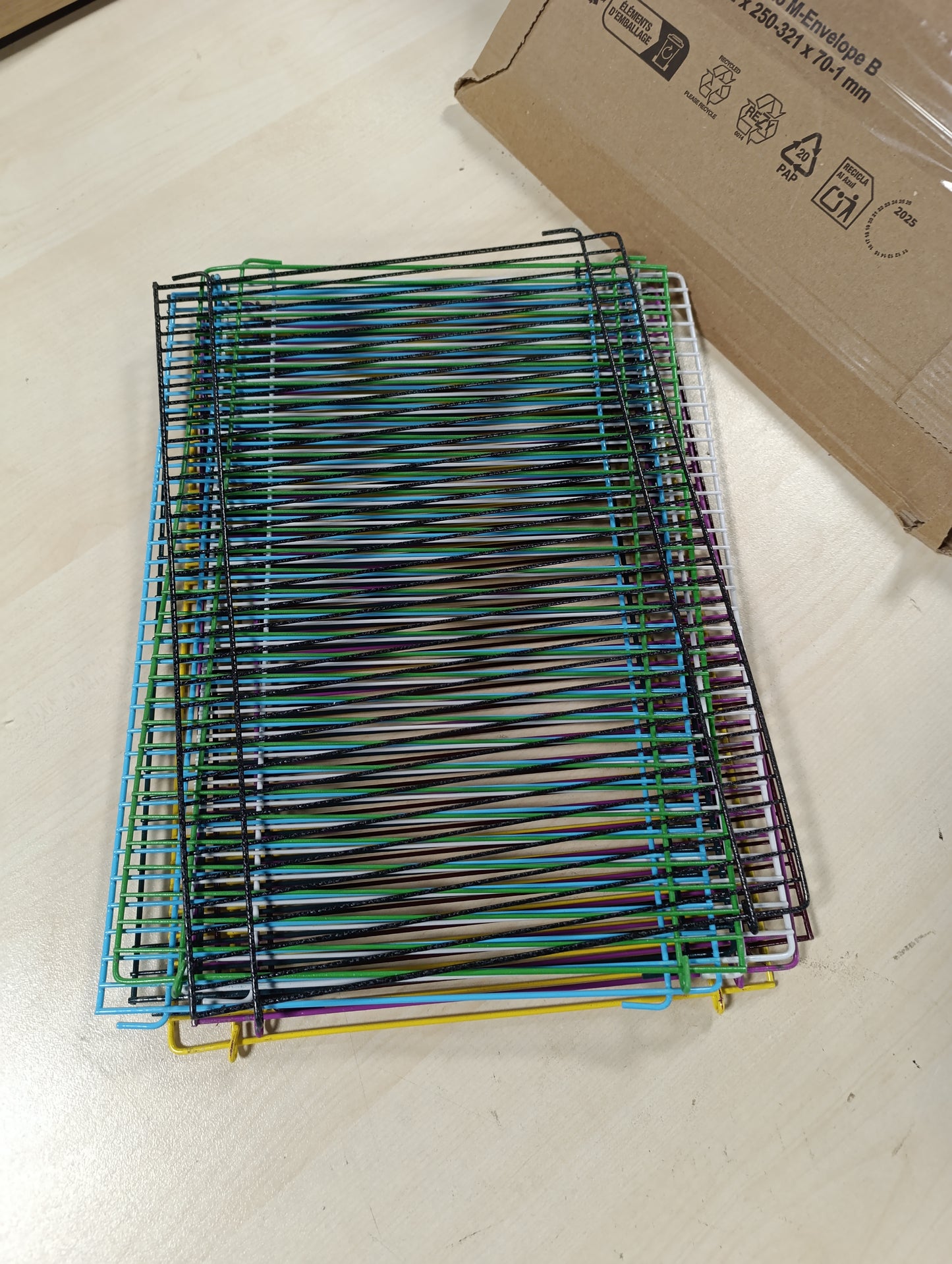 252084 - RELAXDAYS Kafaz për kafshë të vogla për jashtë, 8 elementë, rrjetë e mbyllur, vrapim për derra Guinea dhe kafshë të vogla të ngjashme, 24 cm i lartë, shumëngjyrësh