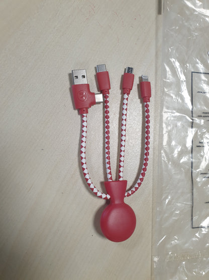 269054 - XOOPAR Kabllo Multi-USB Mr Bio 4-në-1, karikues universal nga plastika e oqeanit e ricikluar, USB, USB-C, Lightning, Micro USB, i kuq