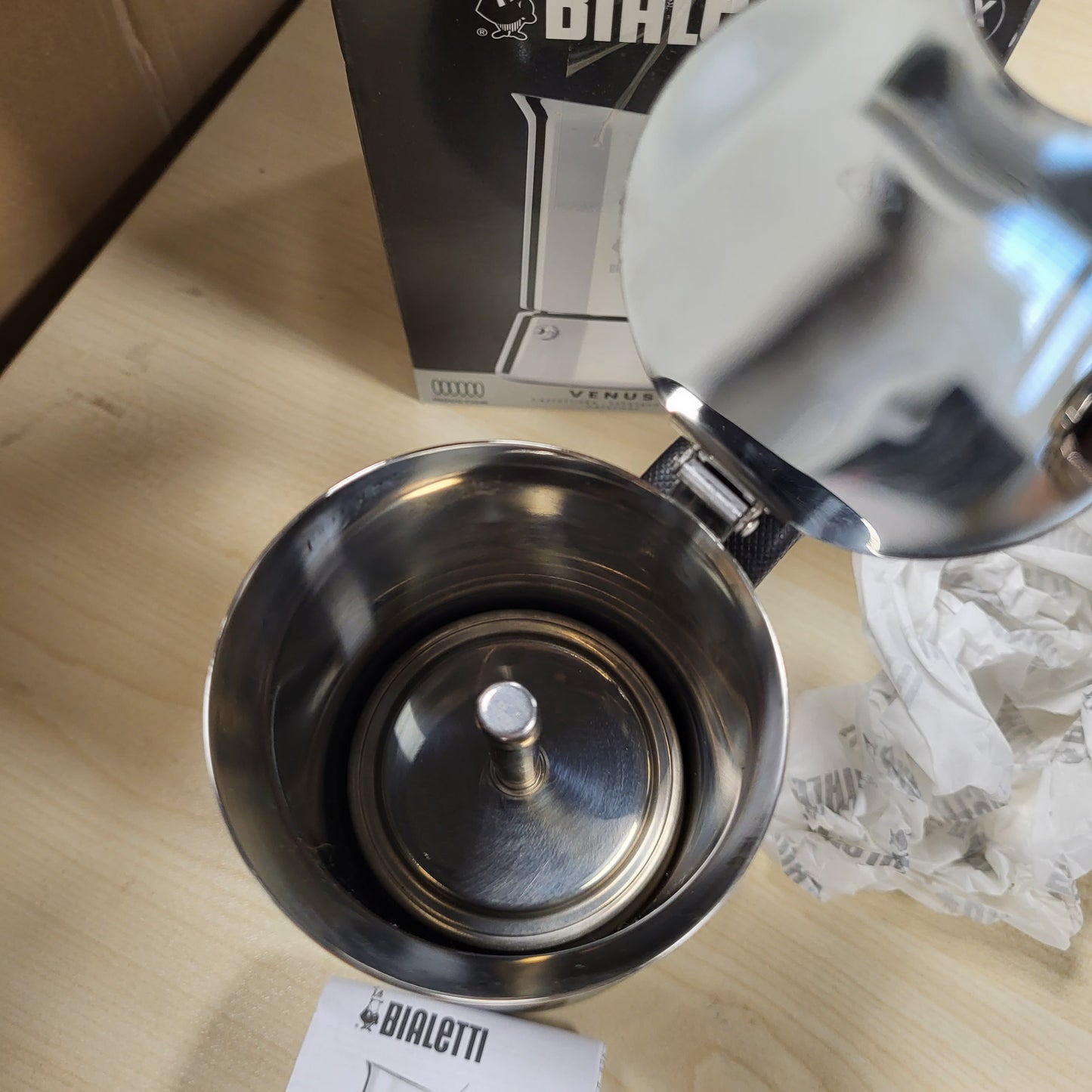 261093 - BIALETTI - Makinë kafeje Venus me induksion për espresso, 6 gota, 235 ml, çelik inox, alumini, argjendi