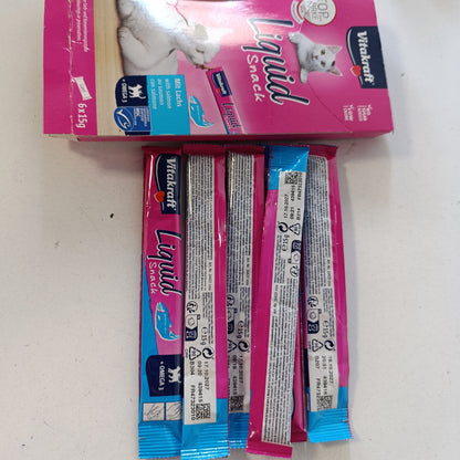 211764 - VITAKRAFT Lëng i Lehtë, Ushqim Kremoz për Mace me Salmon dhe Acide Yndyrore Omega 3, për Lëkurë të Shëndetshme, në Qese Individuale - 1 Pako (6 x 15g)