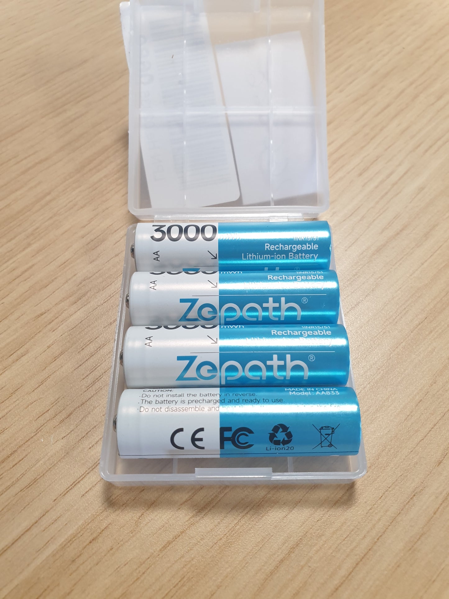 266966 - Bateri Litiumi AA, 4 x Bateri AA të Rikarikueshme, 3000mWh, 1.5V, me Kuti Mbrojtëse (Ngarkuesi nuk përfshihet)