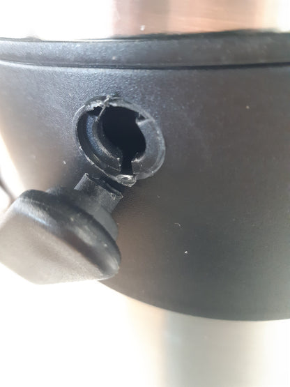 217565 - AXENTIA Airpot në ngjyrë argjendi, enë me pompë e bërë nga çelik inox, vëllimi: afërsisht 5 L, 19 x 19 x 45 cm
