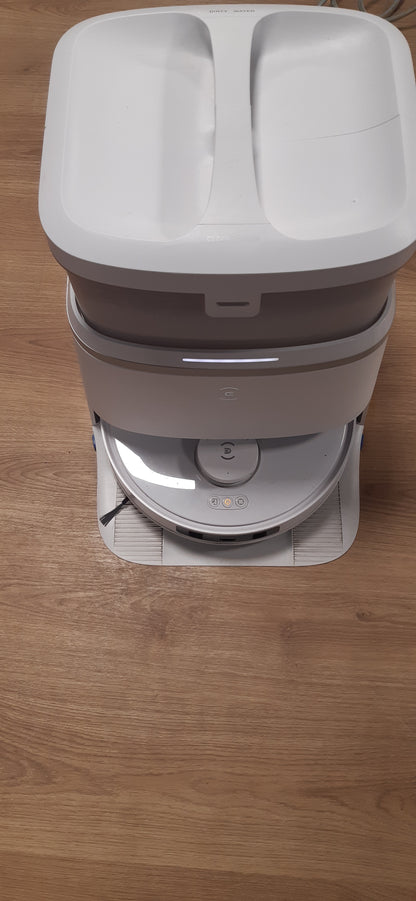 94028 - ECOVACS - Fshesë Robotike DEEBOT T30 Pro Omni Mini Station, TruEdge (Tërheqje Adaptive), Fuqia e Thithjes 11,000 PA, Pastrim me Mop me Ujë të Ngrohtë, Pastrim i Thellë, Teknologjia ZeroTangle