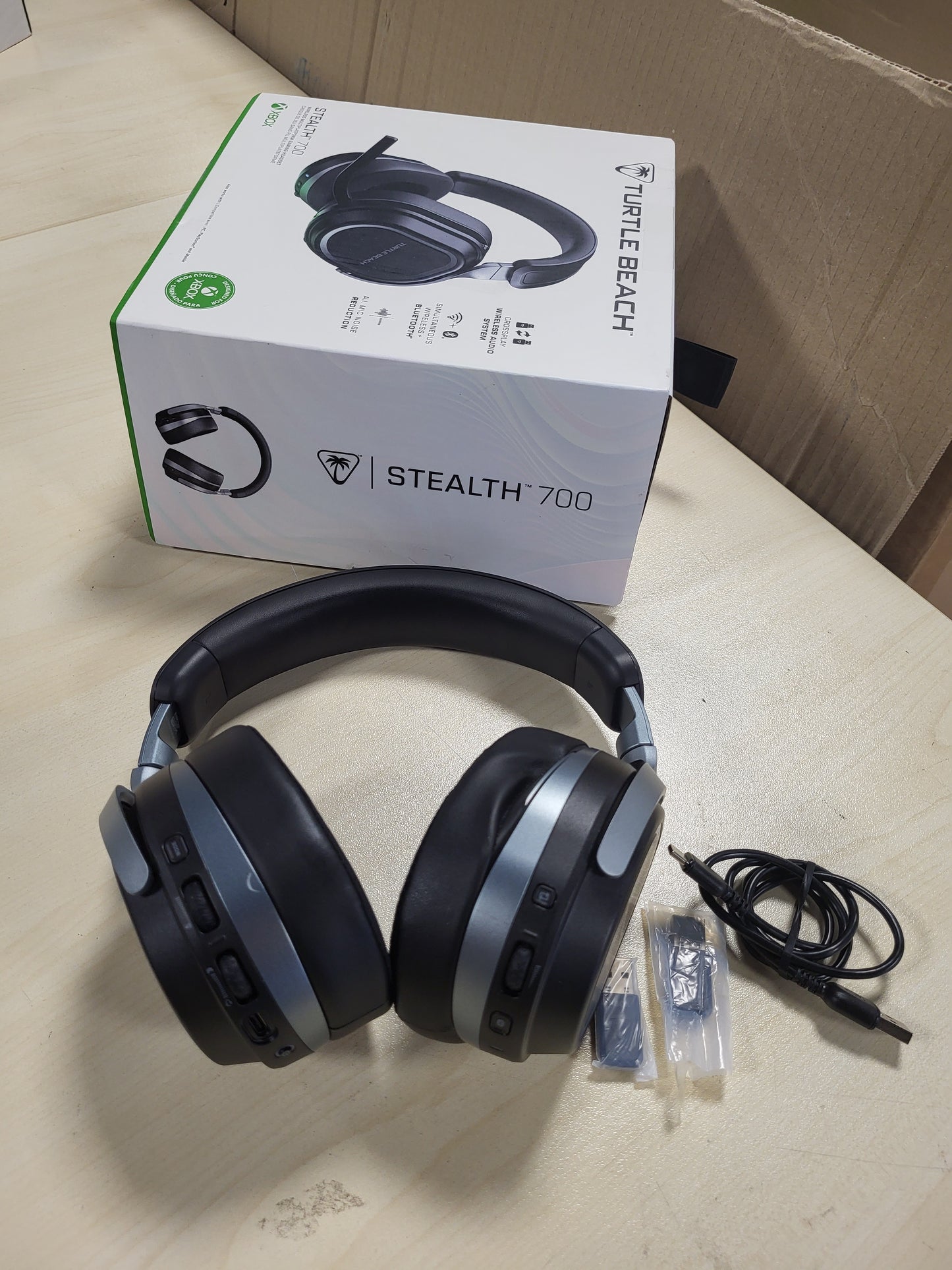 267617 - TURTLE BEACH Kufje Lojërash Stealth 700 pa Tel për Xbox Series X|S, Xbox One, PC, PS5 dhe Pajisje Mobile, të Zeza