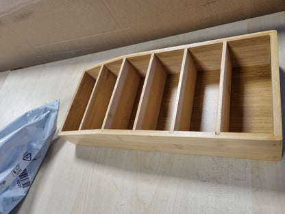 258093 - KESPER | Kuti ruajtjeje 6 ndarje për supa dhe salca, Bambu i çertifikuar nga FSC®, 15 x 35 x 7 cm, Kafe | 70822