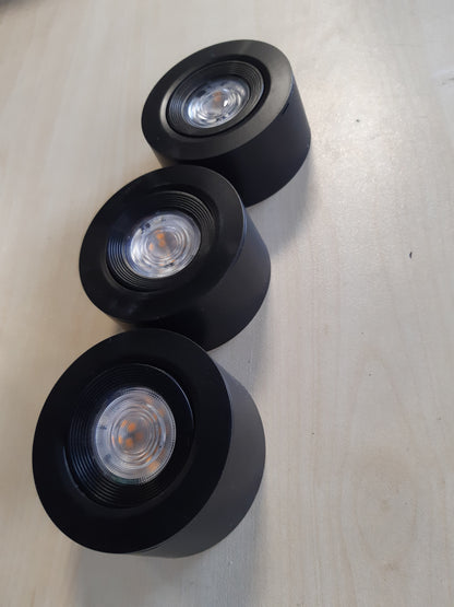 215144 - B.K.LICHT Set me 3 ndriçues LED 2-në-1, dritë e bardhë e ngrohtë, 230 V, diametër i futur 68 mm