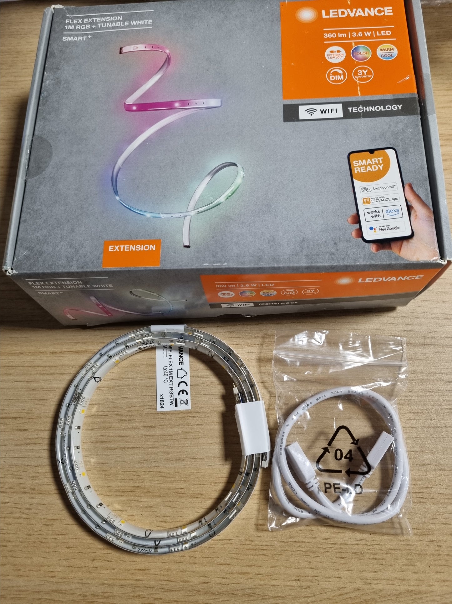 224469 - LEDVANCE Shirit ndriçues LED Smart me teknologji WiFi, i zgjerueshëm me 1 metër, ngjyrë drite e rregullueshme (2700-6500K), ngjyra RGB të rregullueshme, IP20, SMART+ FLEX MULTICOLOR