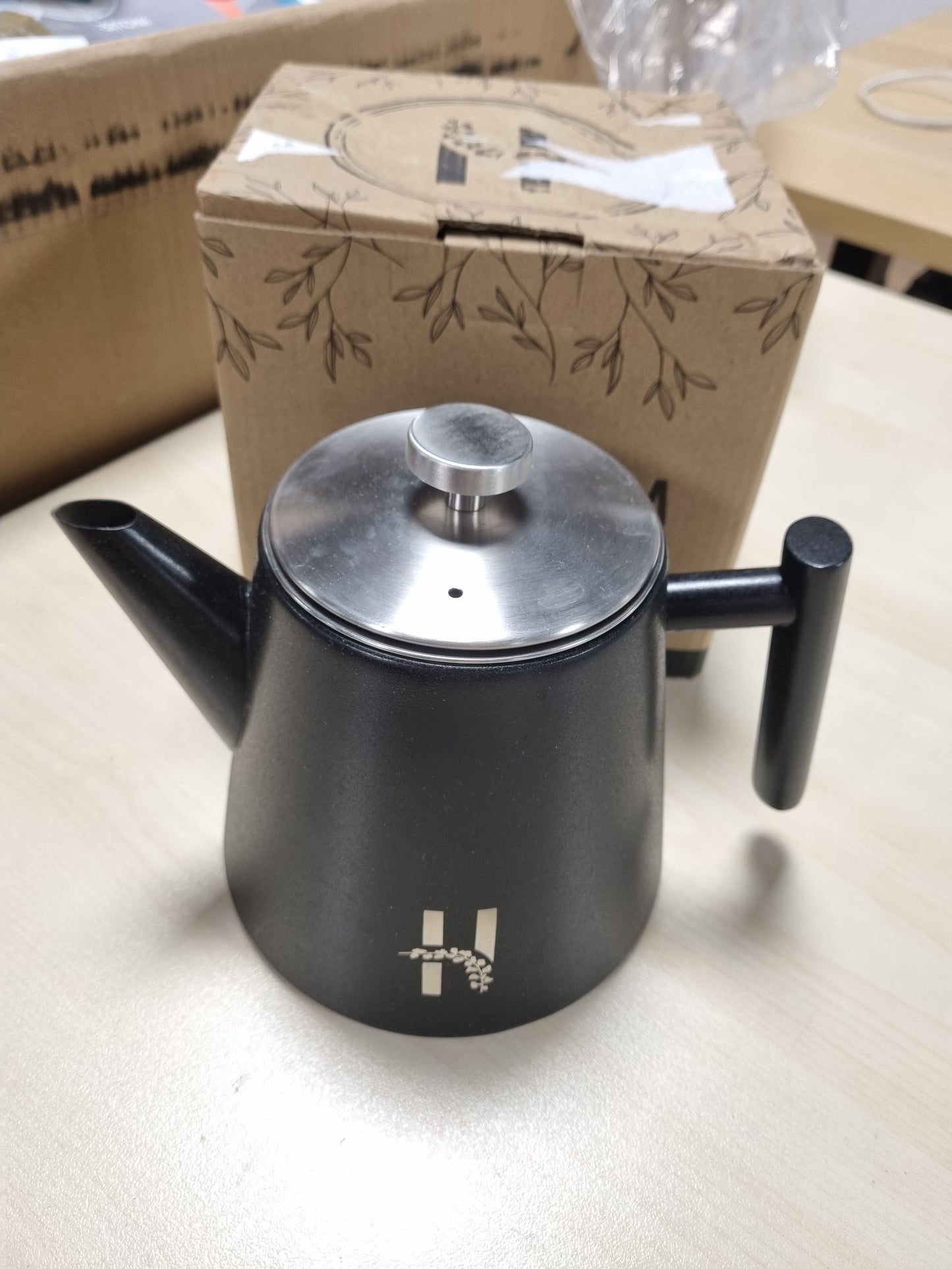 223229 - Hanamura Çajnik i Izoluar me Infuzor, Çelik Inox me Dy Mure, 1L, i Zi Modern