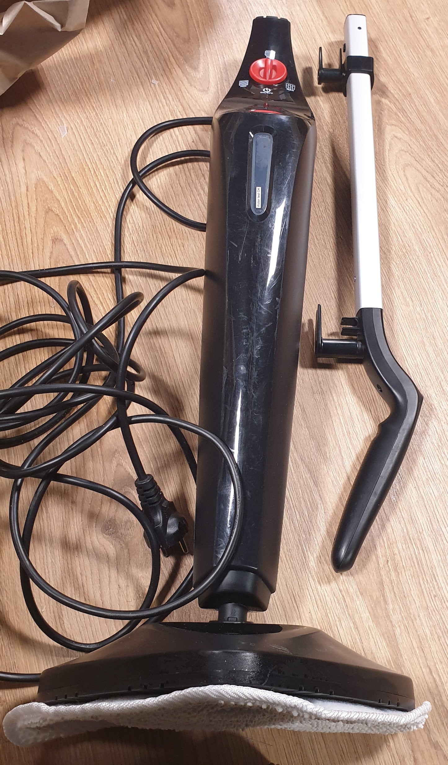 175098 - VILEDA Steam Plus Pastrues me Avull, me PowerPad dhe 2 Mikrofibre Zëvendësues, Pastrues Higjienik për Pllaka, Laminat dhe Parket, Koha e Ngrohjes: 15 sekonda, Paketim Ekologjik