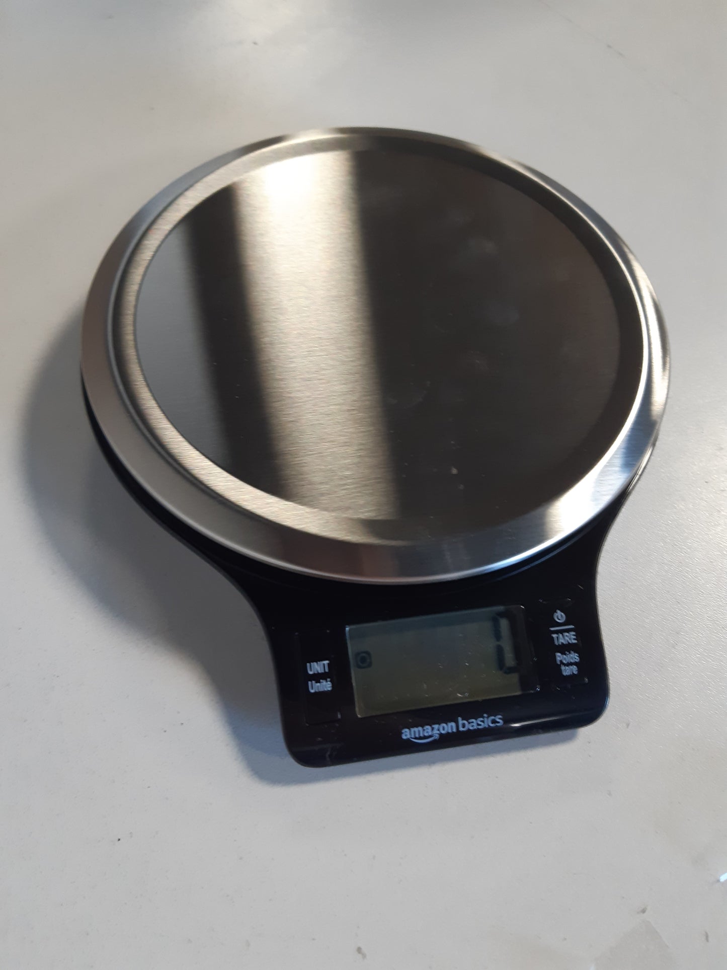 263436 - AMAZON BASICS Peshore Dixhitale Kuzhine me Ekran LCD, Çelik Inoks, Pa BPA, Pesha deri në 11 lbs, E zezë