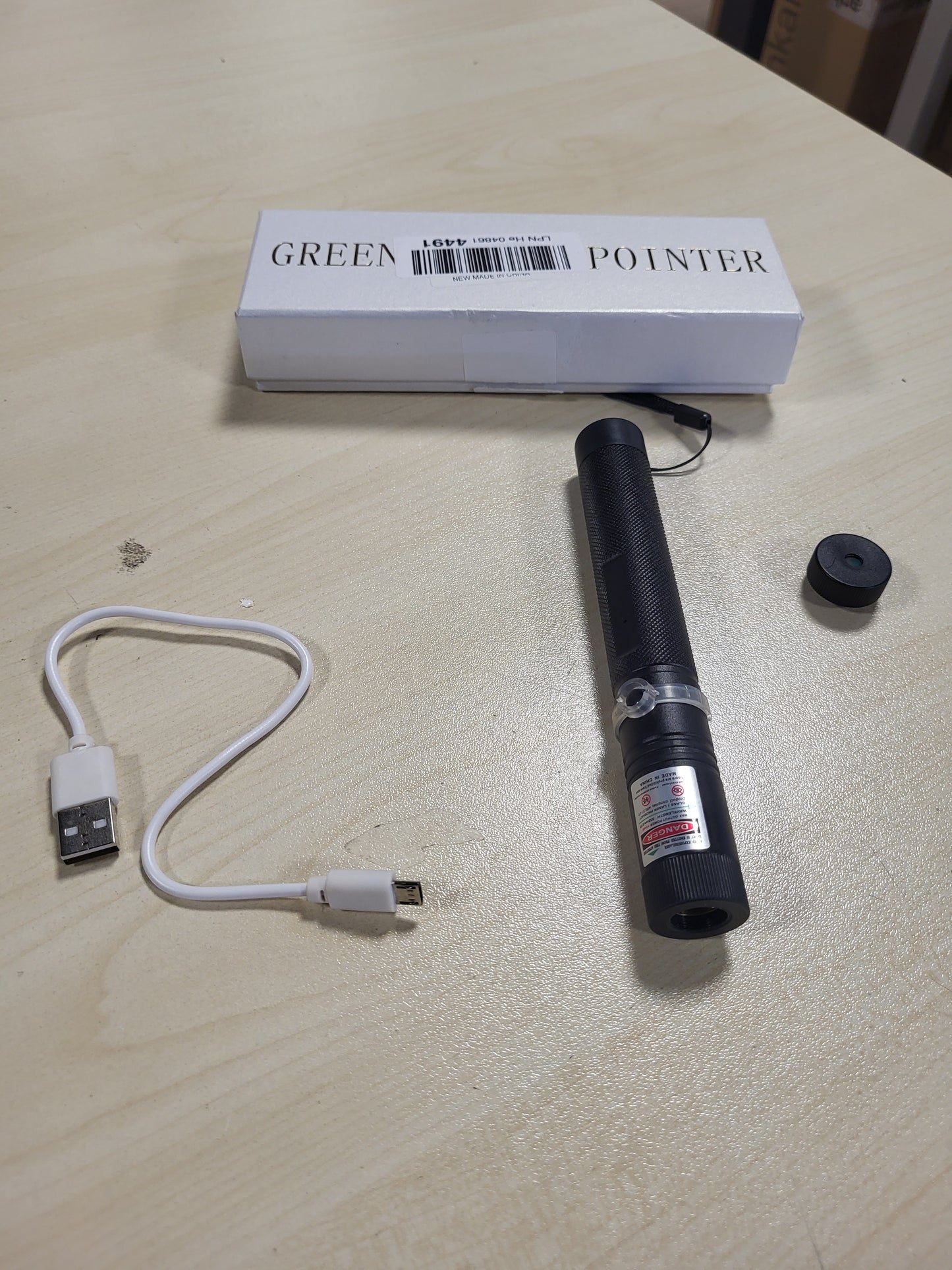215680 - YOLLA Fener kompakt portativ për kamping