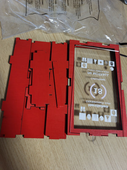 216072 - TUTUKYLE Kuti Qesharake Emergjence me Çekiç për 18-vjetorin, Kuti Druri për Dhuratë me Para