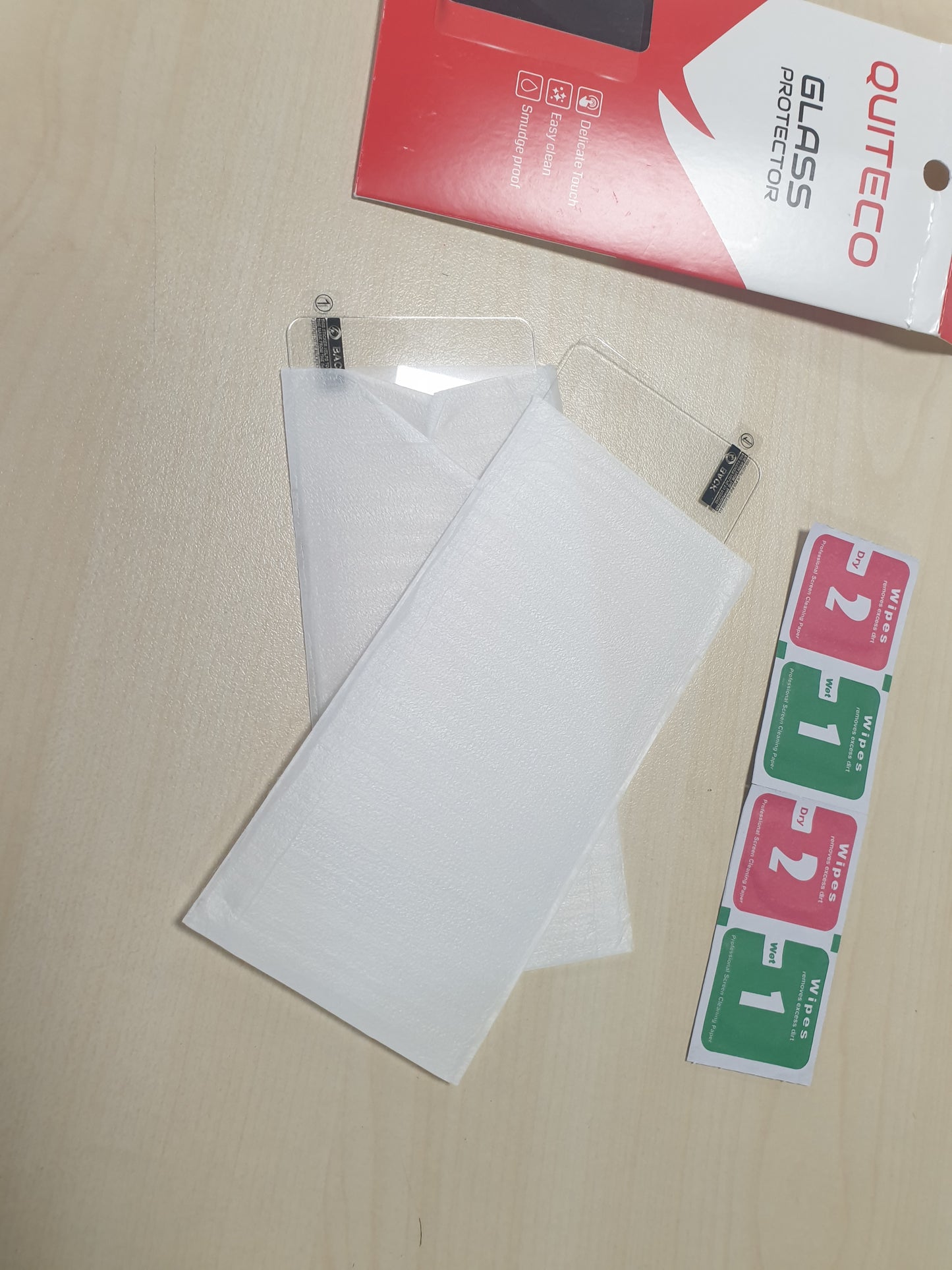 267436 - QUITECO - Fletë mbrojtëse ekrani për OPPO Reno 6 5G [Pako me 2 copë]