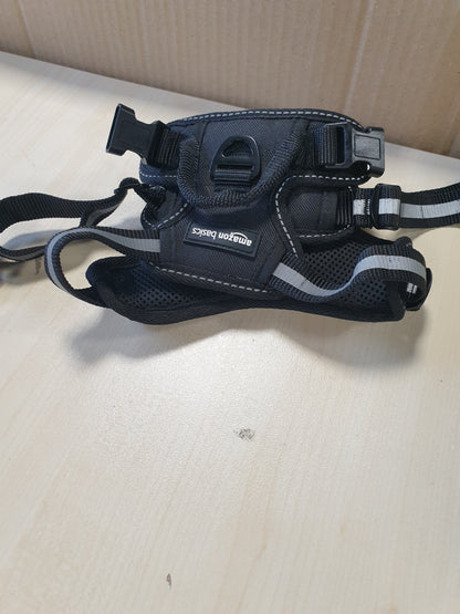 229483 - Parzmore për qen Amazon Basics pa tërheqje, e rregullueshme, e butë, e zezë, e vogël