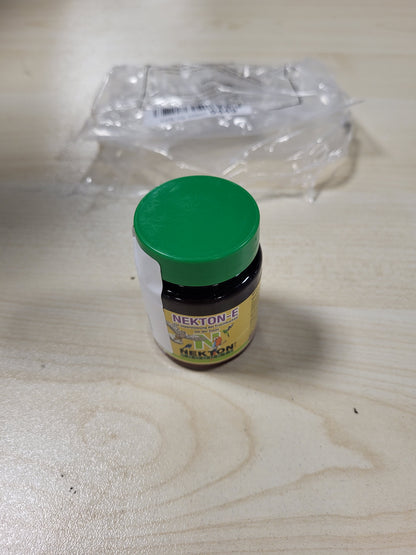 216067 - NEKTON Biotin për zhvillimin e pendëve për të gjithë zogjtë (35g)