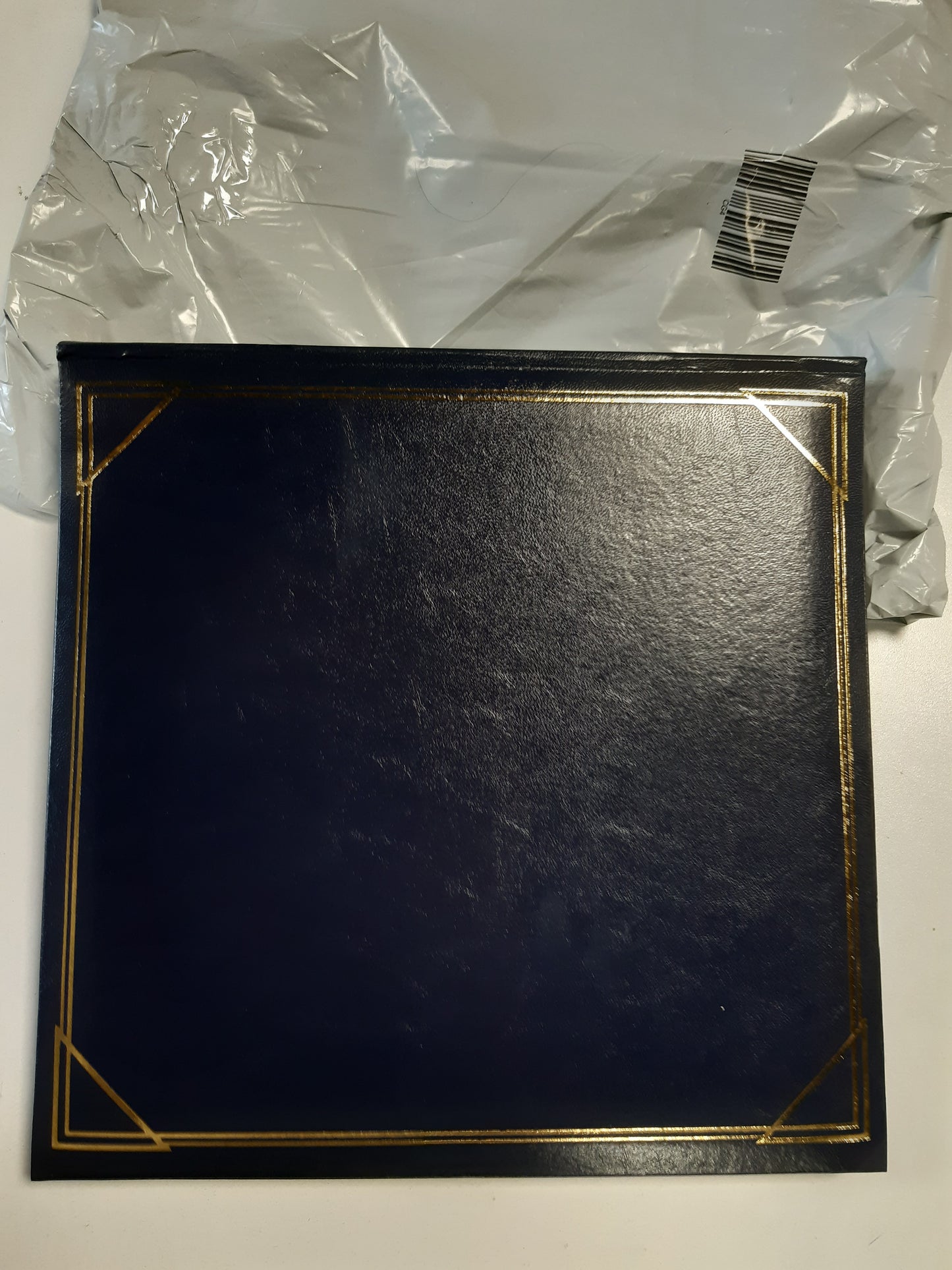 252090 - WALTHER DESIGN Album fotografik, blu, 30 x 30 cm, lëkurë artificiale me stampim, album standard MX-200-L