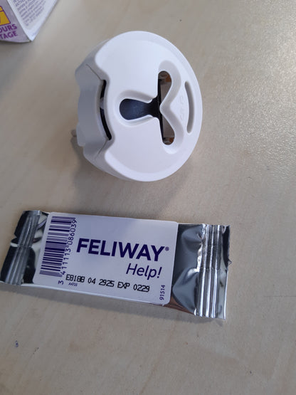 202101 - FELIWAY - Difuzues me Feromone Qetësuese për Macet + Mbushje (furnizim për 7 ditë)