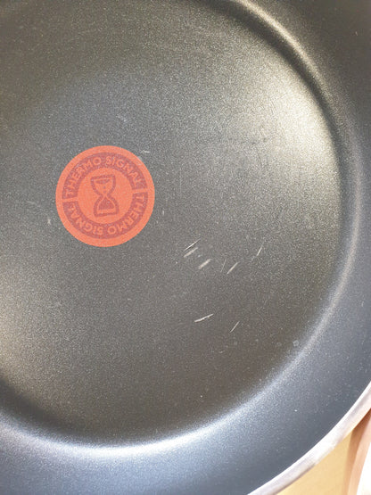 195229 - LAGOSTINA Set Tiganësh Alumini Jo-Ngjitës Ramata Ø 20/24/28 cm, Efekt Bakri i Jashtëm, 3 Copë, Përshtatshëm për Gaz dhe Furrë, me Tregues Gatimi dhe Doreza Ergonomike Bakeliti