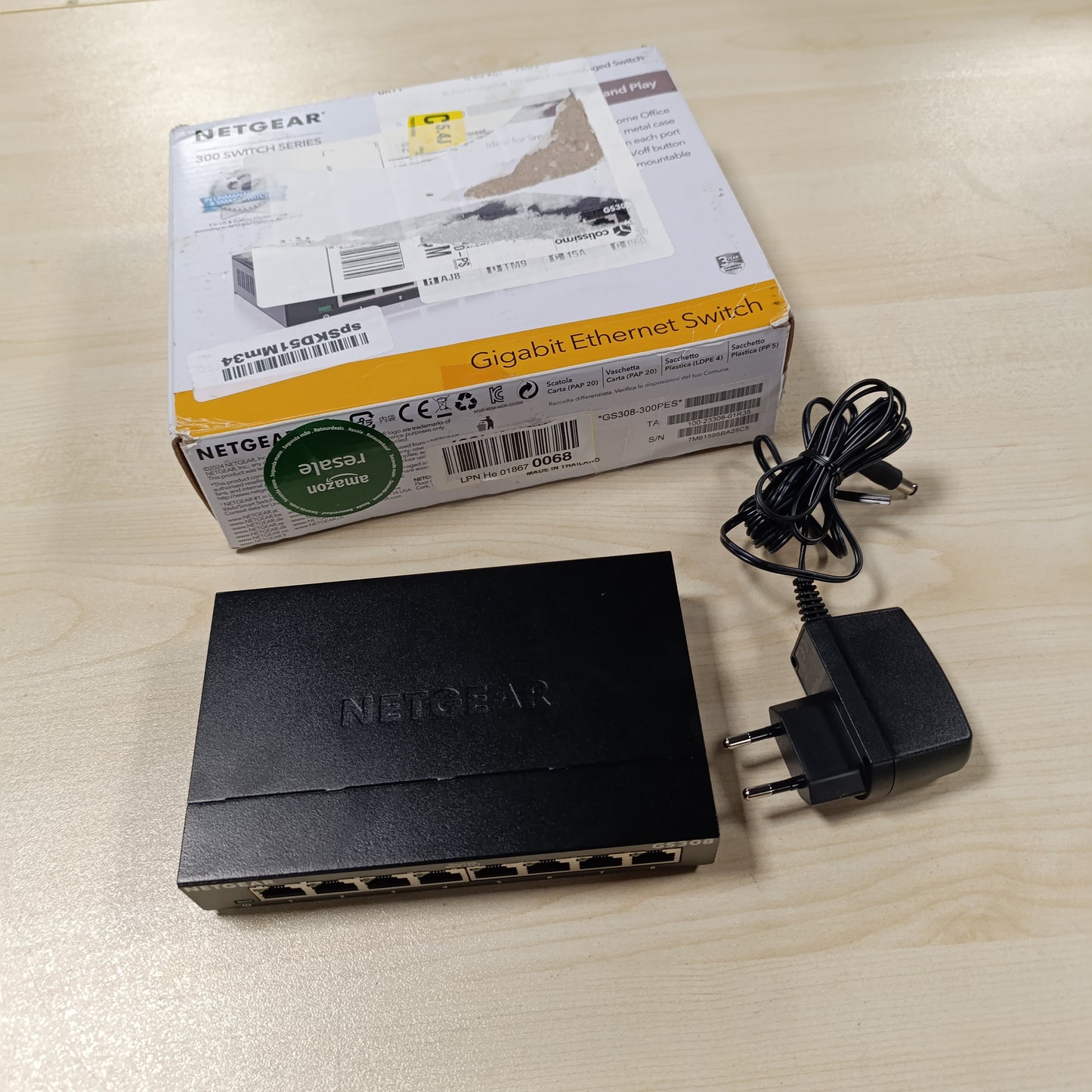 268629 - NETGEAR GS308, Ndërprerës Ethernet Gigabit, 8 porta (10/100/1000), Metal, Plug-and-Play, i heshtur, i montueshëm