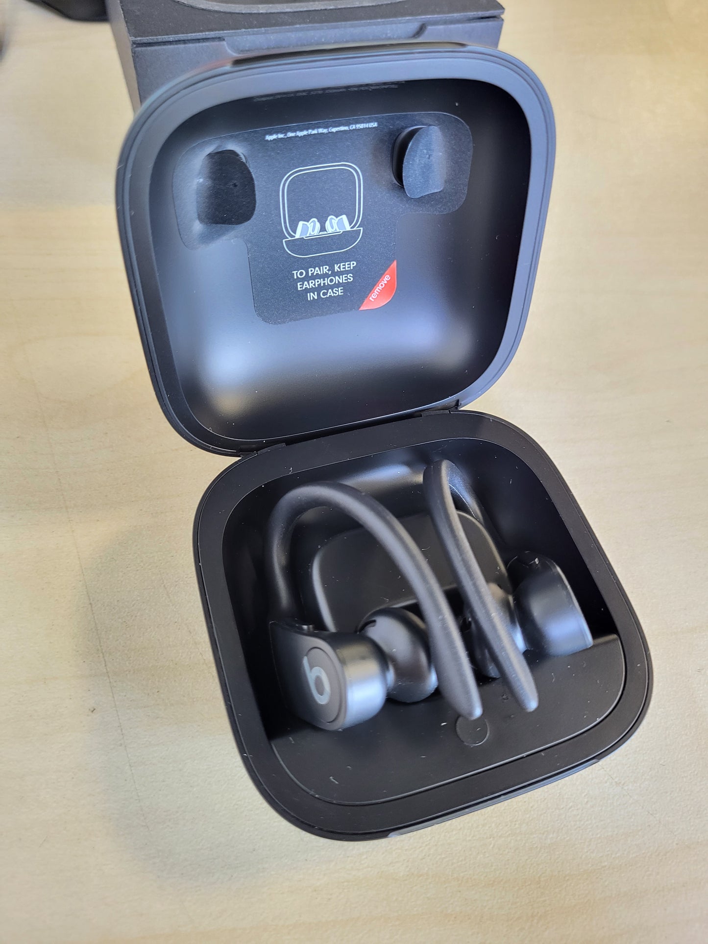 266024 - BEATS Kufje Bluetooth pa tel Powerbeats Pro, çip Apple H1, Bluetooth i klasës 1, 9 orë riprodhim, rezistente ndaj djersitjes, ngjyrë e zezë