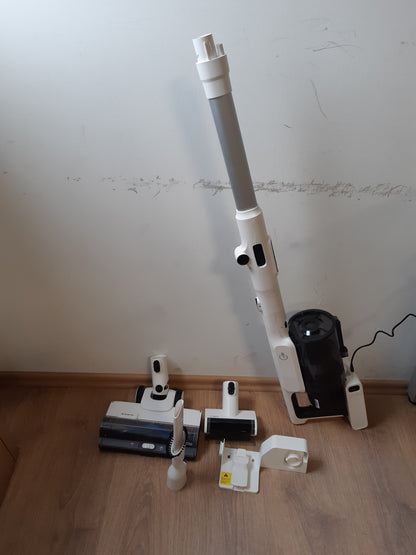 153007 - TINECO PURE ONE A50S Plus Fshesë me Korrent pa Tel, Fuqi Thithjeje 185W, Kohëzgjatje Funksionimi 70 Minuta, Kapacitet Depozite Pluhuri 1L, Furçë 3DSense, Eliminon Lehtësisht Papastërtitë e Mëdha