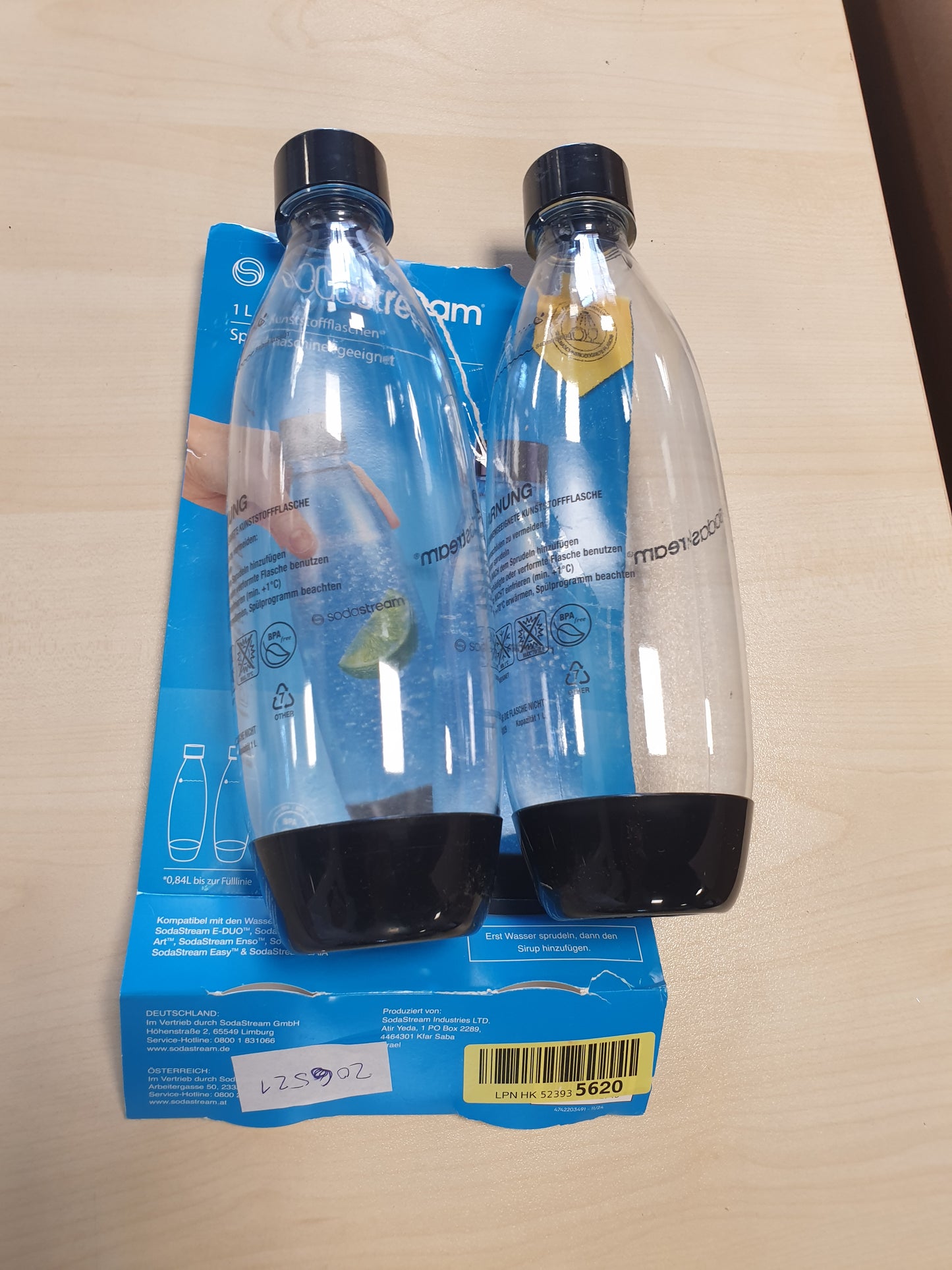 206521 - SODASTREAM Shishe Plastike FUSE, pa BPA, 0.8L, e zezë, I përshtatshëm për Lavastovilje, I pajtueshëm me DUO, E-DUO, Terra, Pako me 2 copë