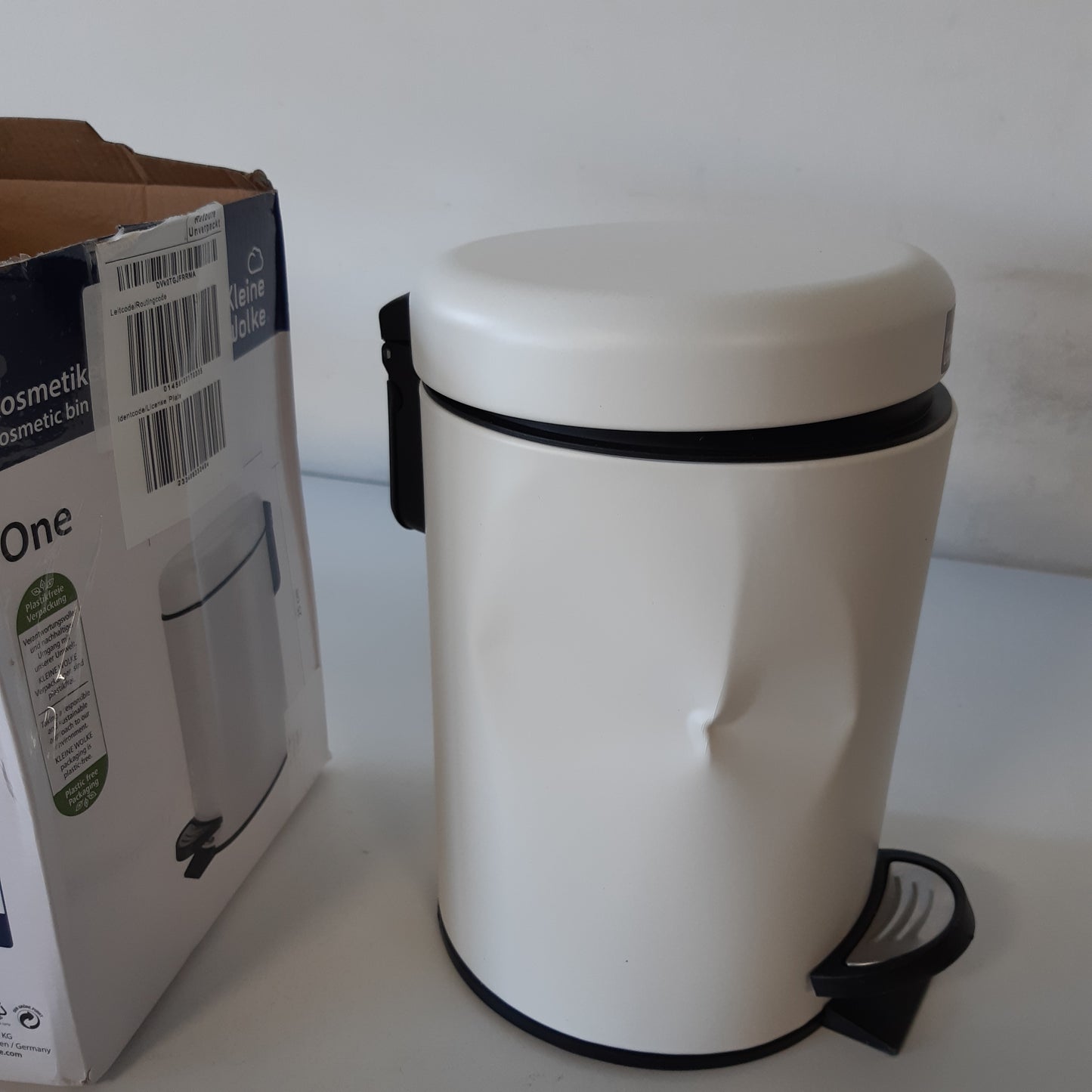 257700 - KOSH KOZMETIK KLEINE WOLKE NJË, Ngjyra: e bardhë, Materiali: Çelik inox, Kapacitet: 3 litra