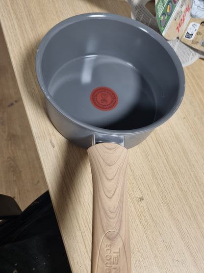 218021 - TEFAL Renew Tenxhere 18 cm, Shtresë Qeramike Jo-ngjitëse, Dizajn Ekologjik, Gatim i Shëndetshëm, Termosignal, Prodhimi në Francë, E Përshtatshme për Të Gjitha Llojet e Sobave