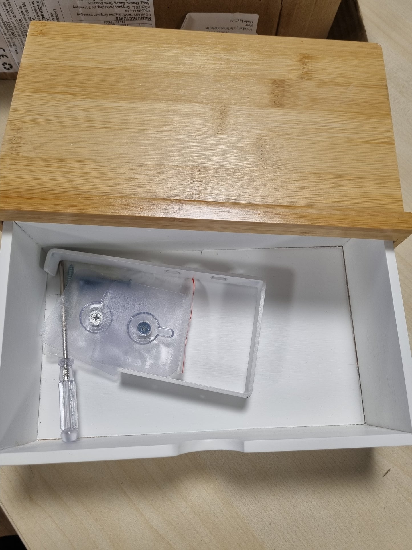 215558 - VNINKUL Mbajtëse letre higjienike prej bambuje, Mbajtëse letre higjienike e montuar në mur 23.5 x 16 x 14.5 cm, Dispenser letre higjienike i montuar në mur me sirtar depozitimi për kuzhinë, zyrë, banjo (e bardhë)