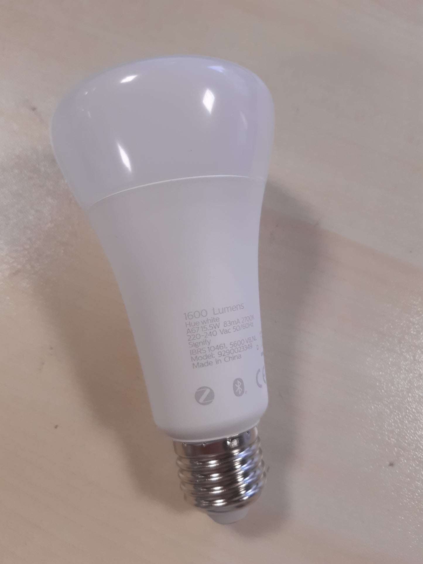 261202 - PHILIPS Hue White E27, 1600lm, dritë e bardhë e ngrohtë, e errësueshme, kontrollueshme përmes aplikacionit, e pajtueshme me Amazon Alexa
