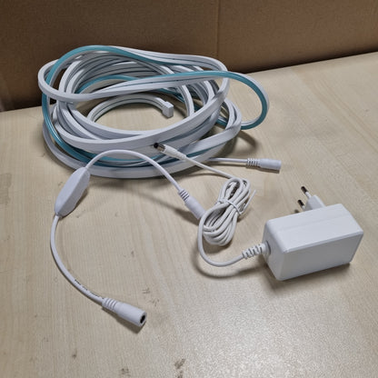 204736 - SHINEBURKY Shirit LED Neon 5m, Blu Akullore, 12V, IP65 i Papërshkueshëm nga Uji, me Errësim të Lehtë, për Dekorim të Brendshëm dhe të Jashtëm të Televizorit të Dhomës së Gjumit (Përfshinë Adaptor Energjie)