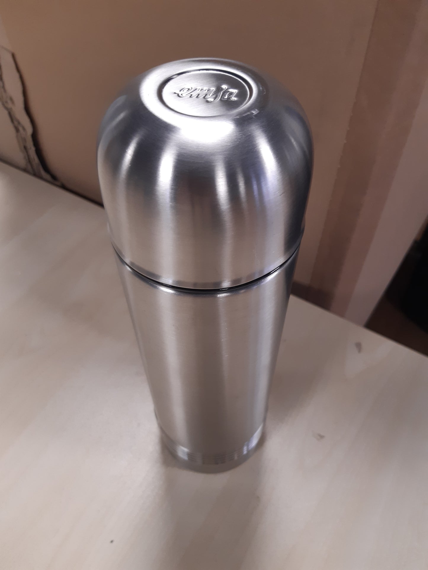 246978 - EMSAS 618101600 SENATOR SHISHE E IZOLUAR, termos, 1000 ml, filxhan kafeje portativ, çelik inox, mbyllje e sigurt.