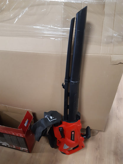 163439 - EINHELL Fryrëse Elektrike Gjethesh GC-EL 3024 E me Fuqi Thithjeje 650 m³/orë, Tub Thithjeje Ø 75 mm, Shpejtësi Fryrjeje 240 km/orë, Funksion Copëtimi me Raport Copëtimi 10:1, dhe Qese Grumbullimi 40 L