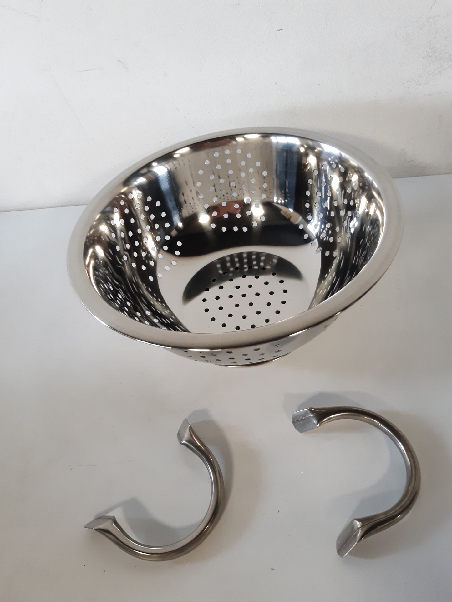 246045 - KULLESË FACKELMANN 28300, çelik inox, doreza, 24 x 11 cm