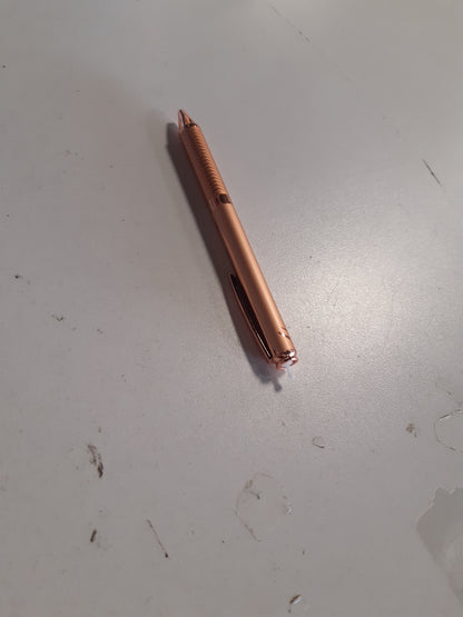 269086 - PENTEL Stilolaps me xhel të lëngshëm BL407PG-A EnerGel Sterling, fuçi e artë rozë, gjerësi vije 0.35 mm, diametër topi 0.7 mm, bojë e zezë