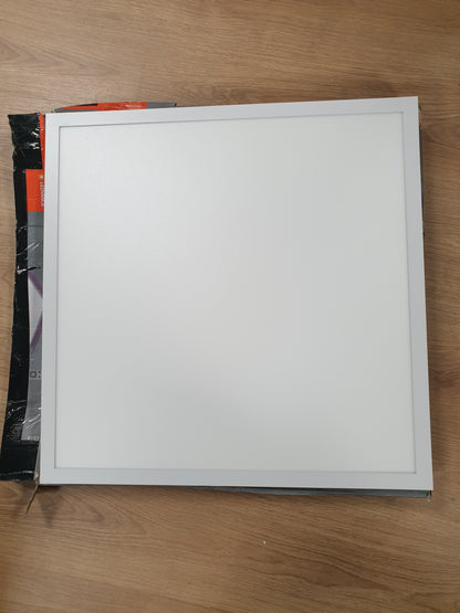 175089 - LEDVANCE Dritë Tavani LED WiFi 40W 3000LM, Ndryshimi i Ngjyrës 3000-6500K, Madhësia 60x60 cm, Teknologji RGB, Smart+ Planon, e Kontrollueshme me Aplikacion ose Asistentët Zanorë Alexa dhe Google Assistant