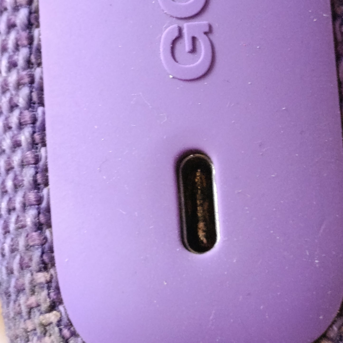 268215 - JBL GO 4, Altoparlant Ultra Portativ Bluetooth, Tingull JBL Pro, Bas i Fuqishëm, Jetëgjatësi Baterie 7-Orë, IP67 Rezistente ndaj Ujit dhe Pluhurit, Vjollcë