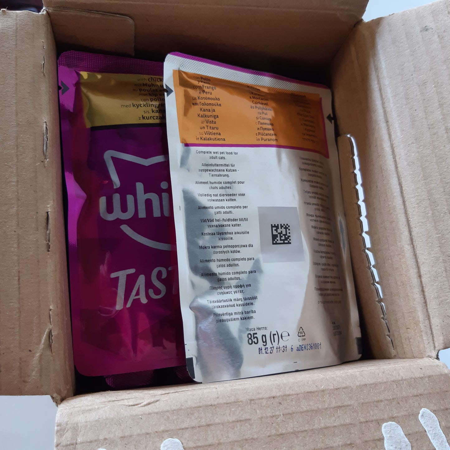227588 - WHISKAS Ushqim i lagësht për mace TASTY MIX në salcë 40 x 85g Zgjedhja e Shefit