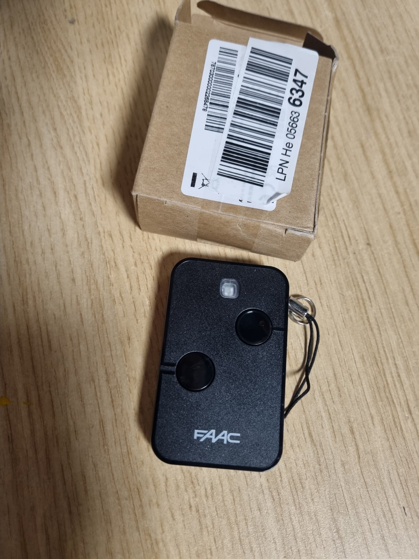268803 - FAAC TELEKOMANDË ORIGJINALE PËR PORTA XT02 868SLH DS